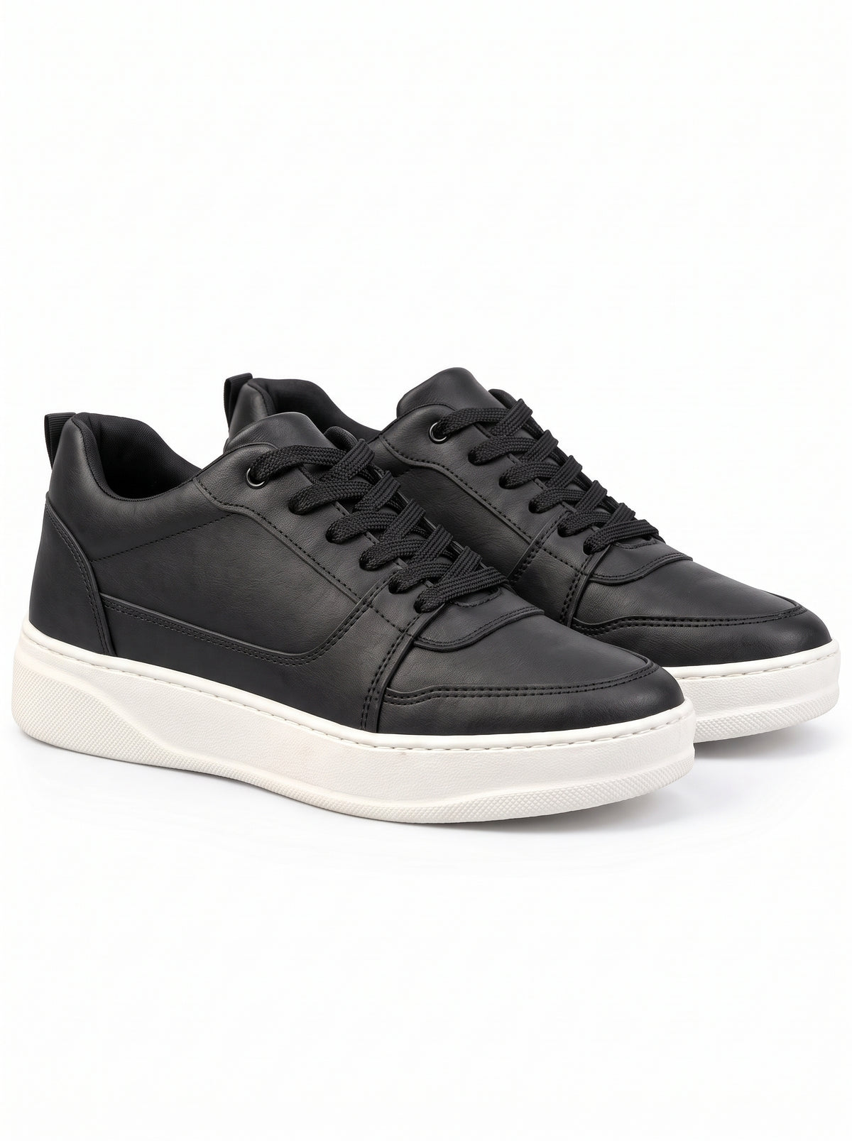 Tênis Casual Saturno