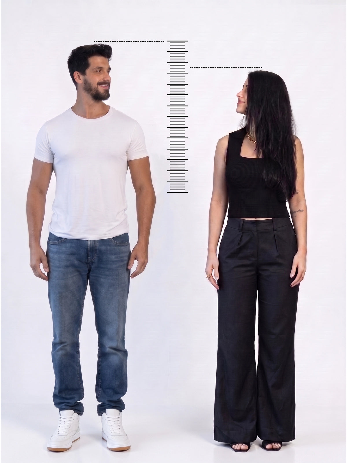 Depois: homem usando Tênis Casual Celeste ao lado de uma mulher